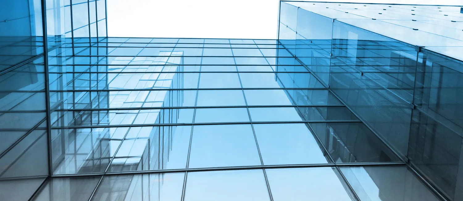 اهمیت نمای شیشه ای در زیبایی ساختمان